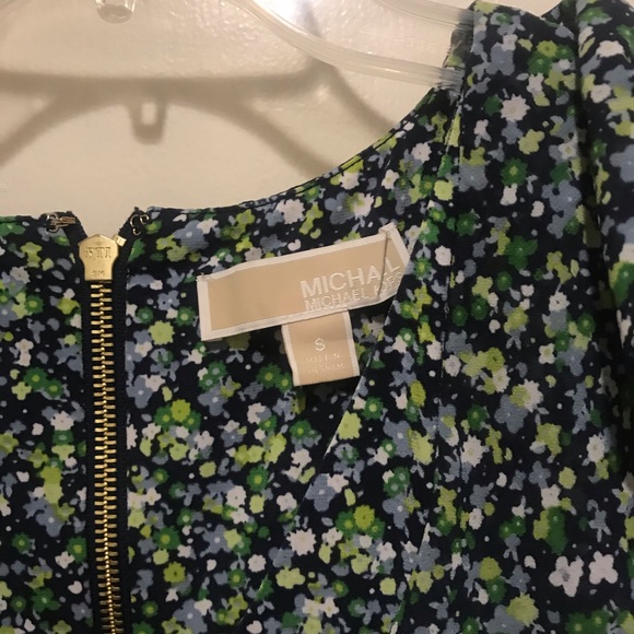 Floral, Ruffly Dress - Picture 3 of 3